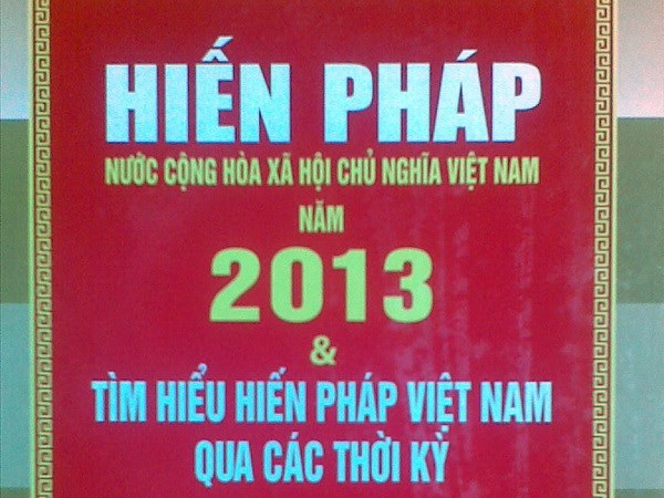 Общественный консенсус в организации исполнения Конституции СРВ от 2013 г.